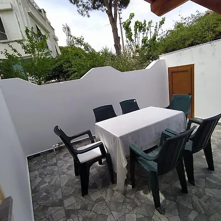 Datca Oezbel'De Bahceli Sirin Ev Villa *